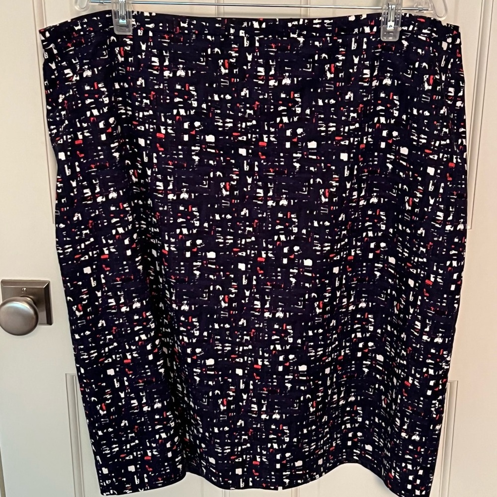 PURE COLLECTION PENCIL SKIRT